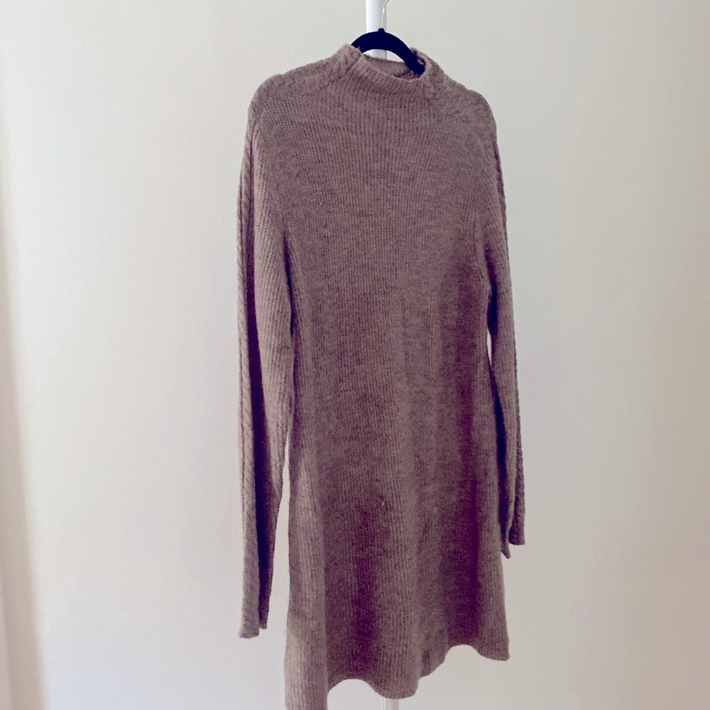 Max studio sweater dress